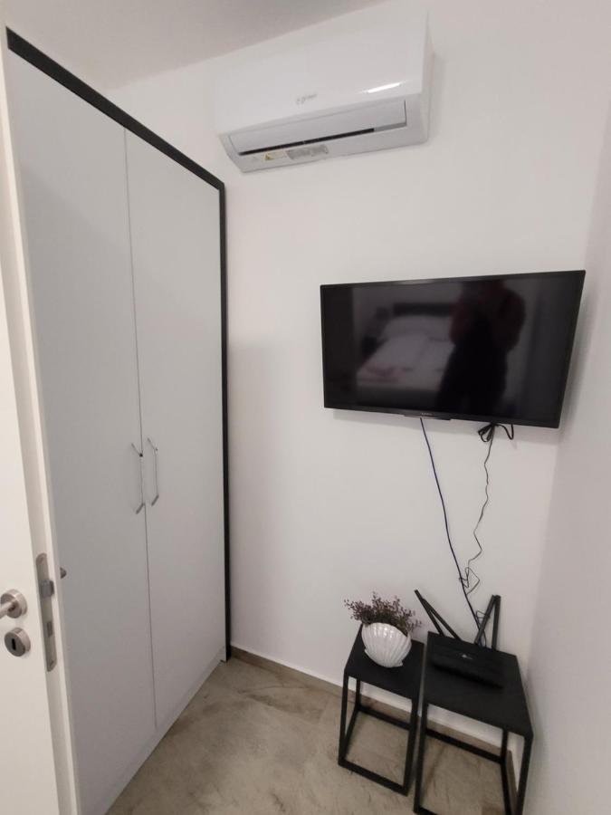 Harizma Apartment Primosten Bagian luar foto