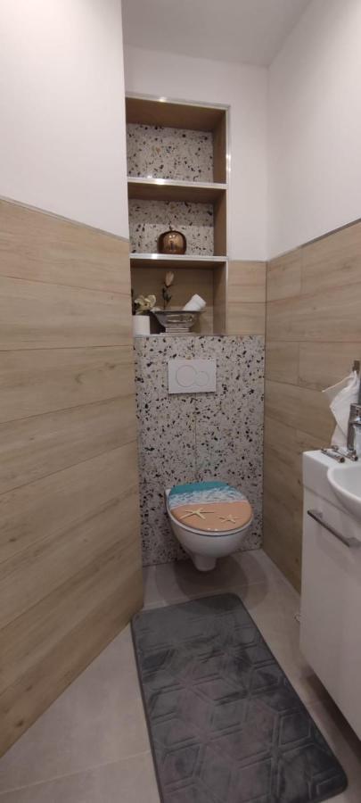 Harizma Apartment Primosten Bagian luar foto