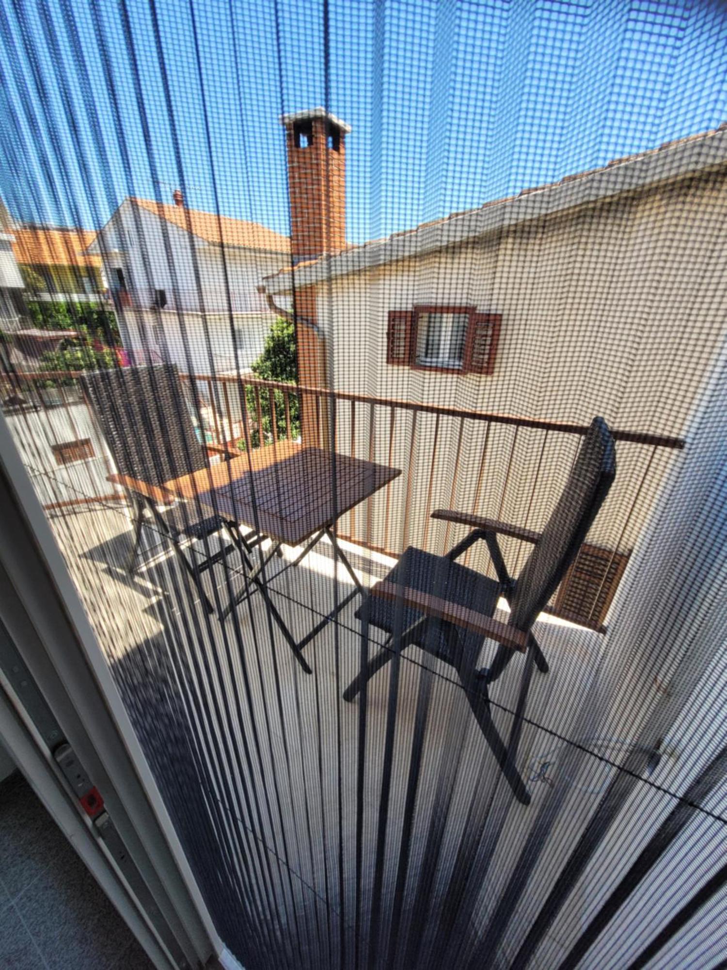 Harizma Apartment Primosten Bagian luar foto