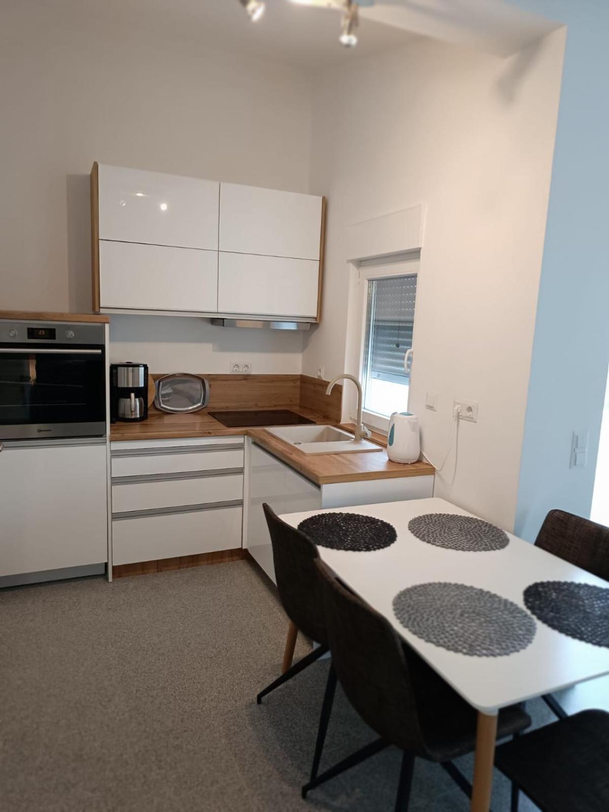 Harizma Apartment Primosten Ruang foto